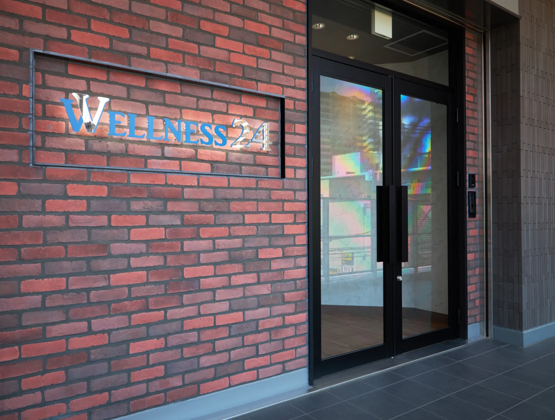 シックな入り口